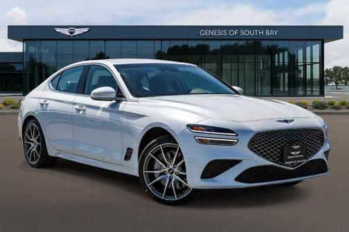 Uyuni White 2026 Genesis G70 2.5T