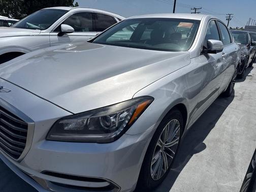 Santiago Silver 2018 Genesis G80 3.8
