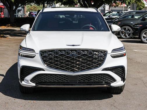 Uyuni White 2026 Genesis GV70 2.5T Sport Prestige