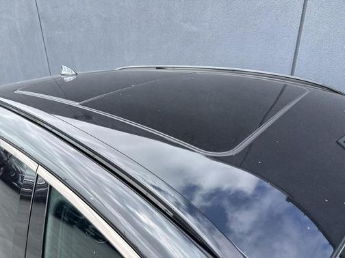 Vik Black 2023 Genesis GV70 2.5T
