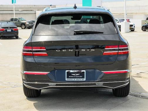 Vik Black 2027 Genesis GV80 2.5T