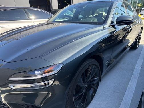 2023 Genesis G70 2.0T