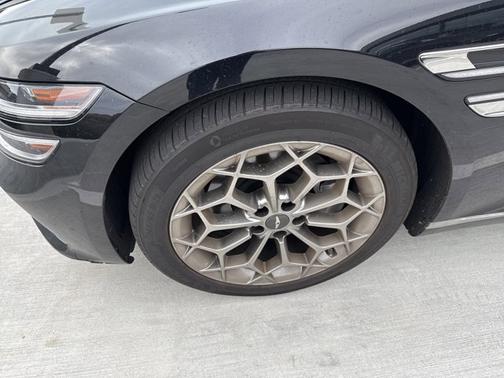 2023 Genesis G80 2.5T