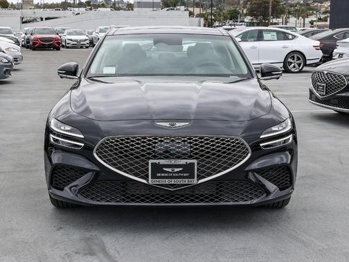 Vik Black 2026 Genesis G70 2.5T Prestige