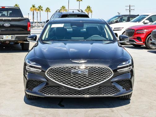 Vik Black 2026 Genesis G70 2.5T Prestige