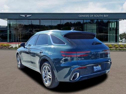 2022 Genesis GV70 2.5T