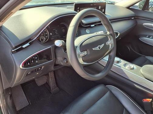 2022 Genesis GV70 2.5T