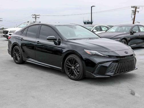 Midnight Black Metallic 2025 Toyota Camry SE