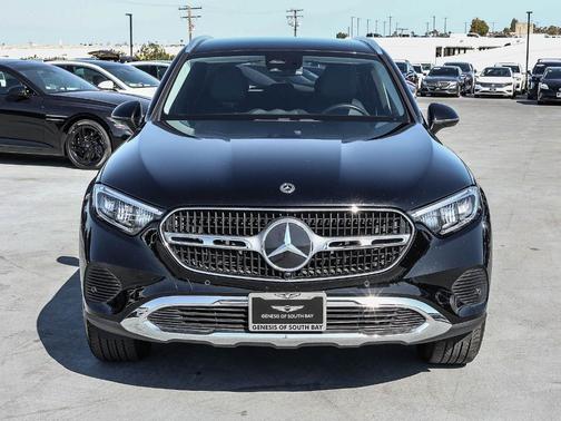 Black 2023 Mercedes-Benz GLC 300 Base