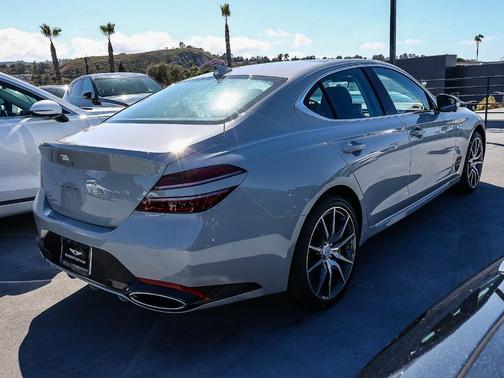 Gray 2026 Genesis G70 2.5T Prestige