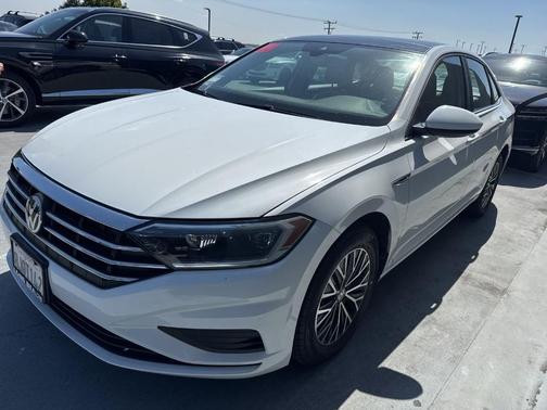 Pure White 2019 Volkswagen Jetta 1.4T SEL