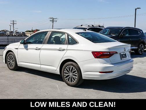 Pure White 2019 Volkswagen Jetta 1.4T SEL