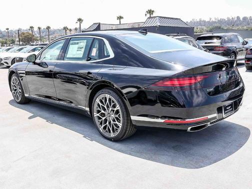 Black 2026 Genesis G90 3.5T e-SC