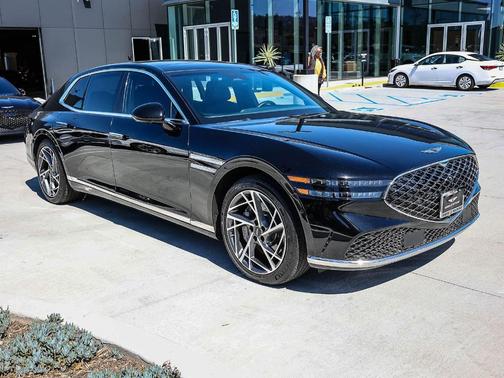Black 2023 Genesis G90 3.5T