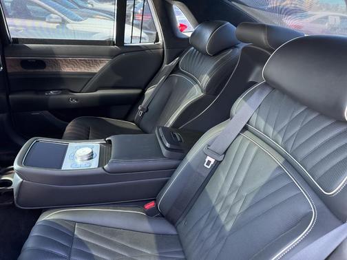 Black 2023 Genesis G90 3.5T