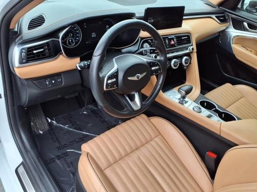 2022 Genesis G70 2.0T