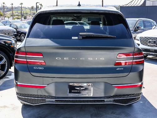 Green Matte 2026 Genesis GV80 2.5T Advanced