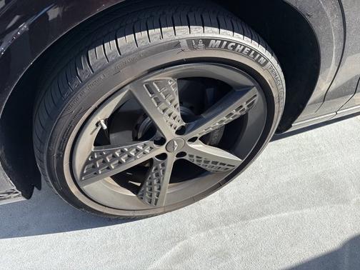 2024 Genesis GV70 2.5T Sport Prestige