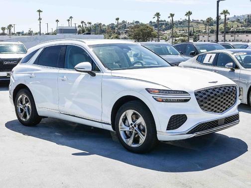 Uyuni White 2026 Genesis GV70 2.5T Select
