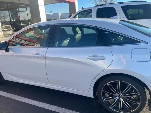 2020 Toyota Avalon XSE