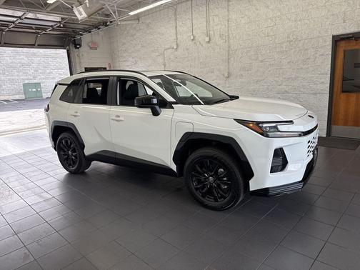 Ice Cap 2026 Toyota RAV4 Plug-In Hybrid SE
