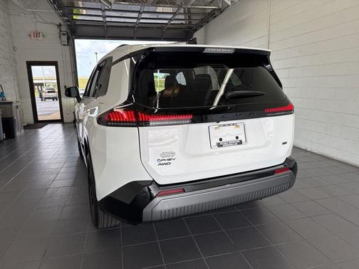 Ice Cap 2026 Toyota RAV4 Plug-In Hybrid SE