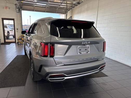 2022 Kia Sorento Hybrid S
