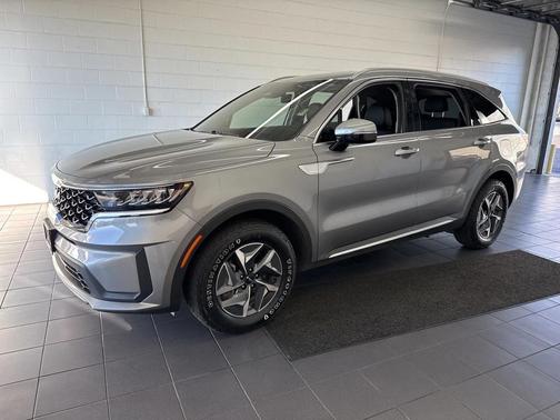 2022 Kia Sorento Hybrid S