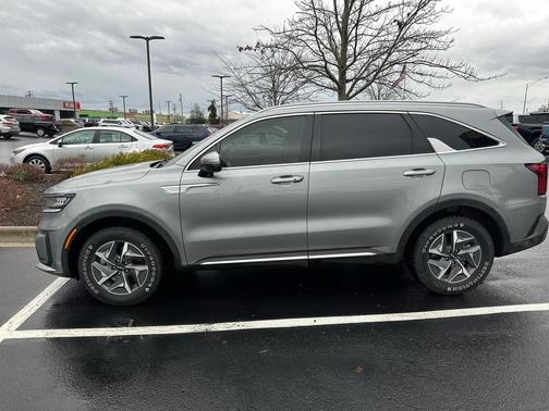 2022 Kia Sorento Hybrid S