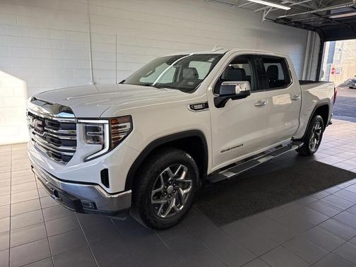 2025 GMC Sierra 1500 SLT