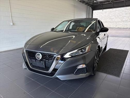 2020 Nissan Altima SR FWD