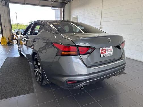 2020 Nissan Altima SR FWD