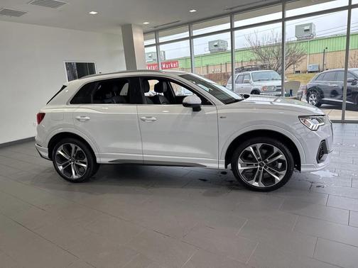 2020 Audi Q3 45 S line Premium Plus