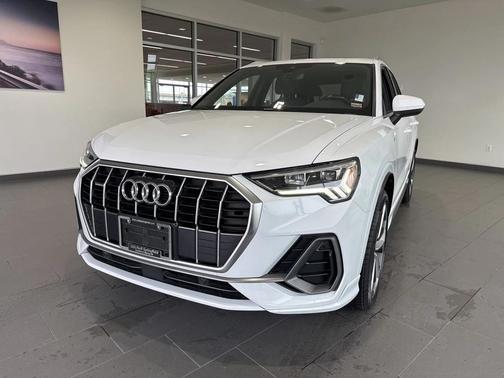 2020 Audi Q3 45 S line Premium Plus