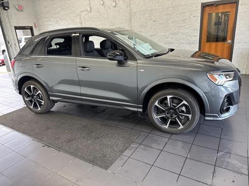 2025 Audi Q3 45 S line Premium Plus