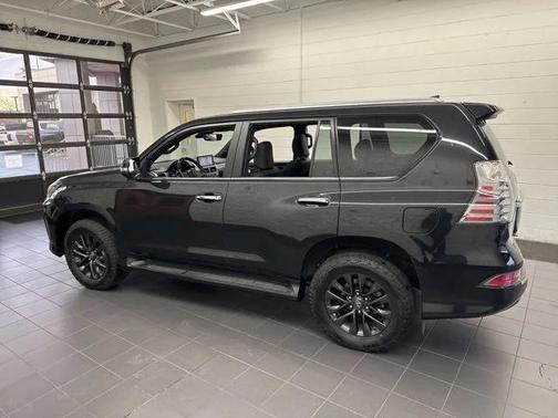 2023 Lexus GX 460 Premium