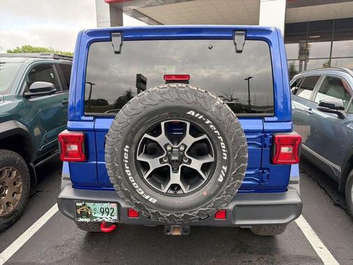 Ocean Blue Metallic Clearcoat 2019 Jeep Wrangler Unlimited Rubicon