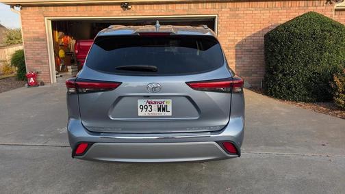 2021 Toyota Highlander Platinum
