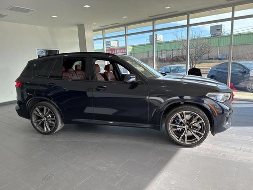 2023 BMW X5 M50i