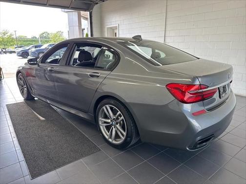 2018 BMW 750 i xDrive
