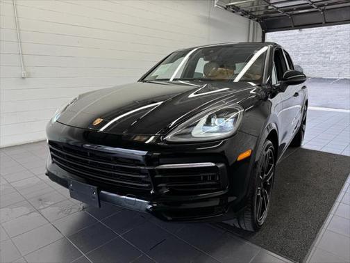 2022 Porsche Cayenne Base