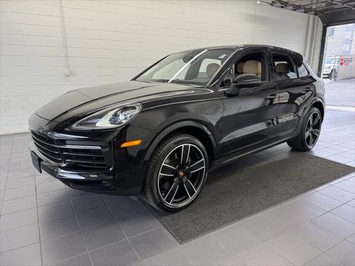 2022 Porsche Cayenne Base