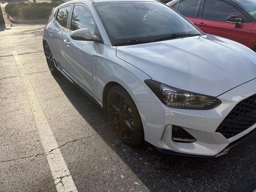 2020 Hyundai Veloster Base