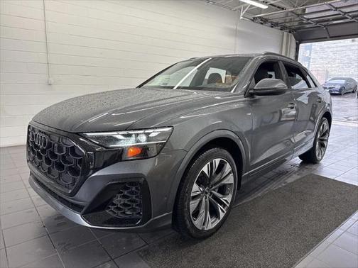 2025 Audi Q8 55 Premium Plus