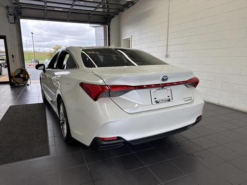 2020 Toyota Avalon Hybrid Limited