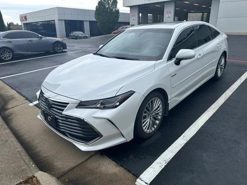 2020 Toyota Avalon Hybrid Limited