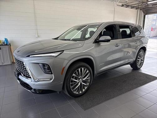 2025 Buick Enclave Avenir FWD