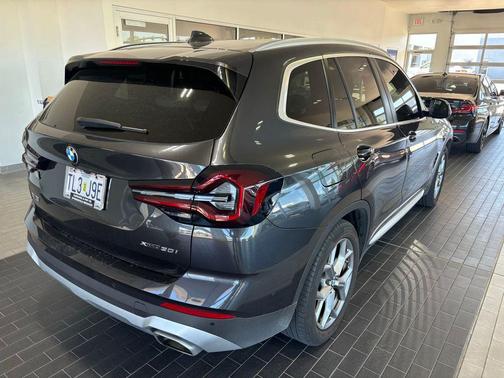 Dark Graphite Metallic 2024 BMW X3 xDrive30i