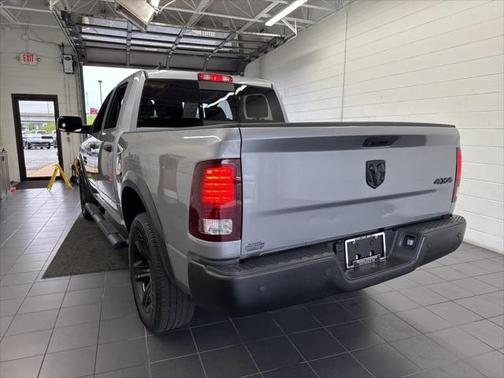 2023 RAM 1500 Classic Warlock Crew Cab 4x4 5'7' Box