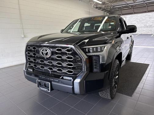 2022 Toyota Tundra Platinum